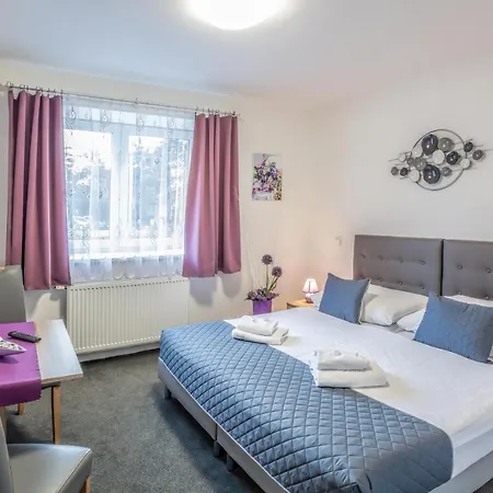 Bed & Breakfast U Kostela