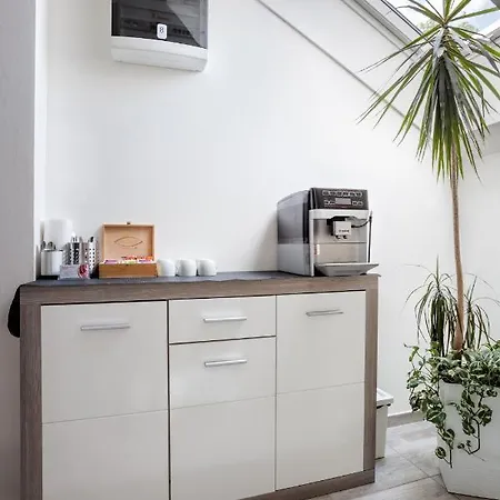 U Kostela Bed & Breakfast Brno
