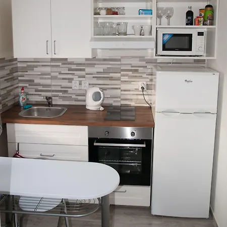 U Kostela Bed & Breakfast Brno
